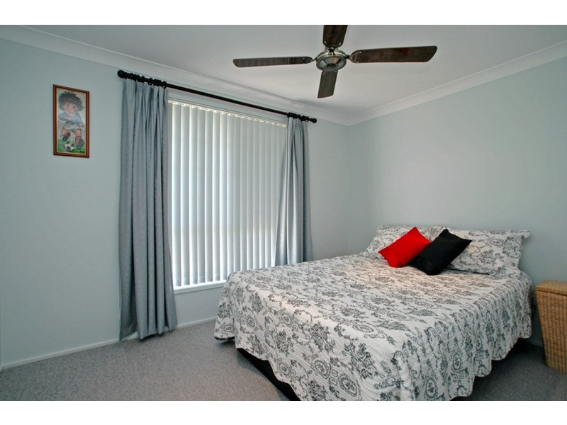 52 Helmsman Boulevard, St Huberts Island NSW 2257