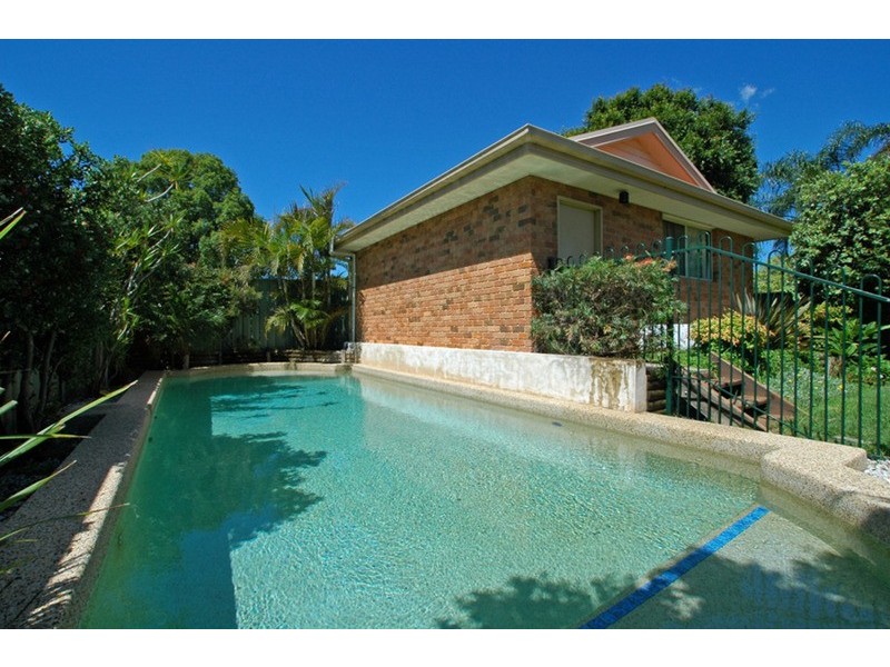 4 Poziers Avenue, Umina Beach NSW 2257