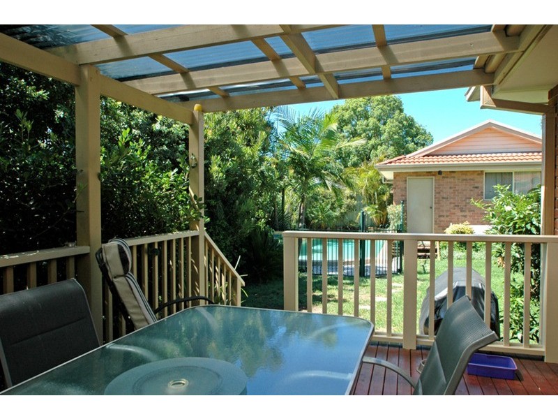 4 Poziers Avenue, Umina Beach NSW 2257
