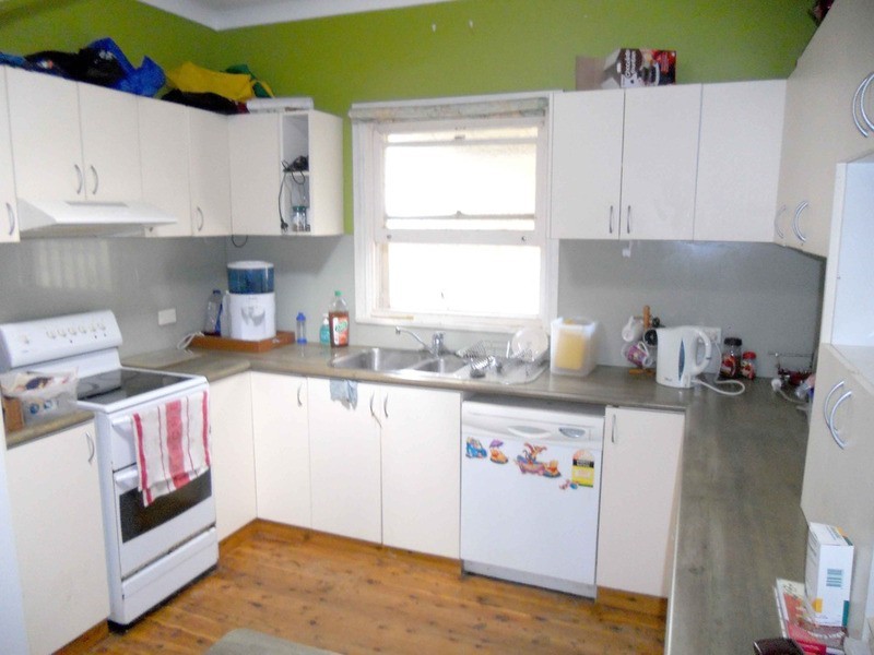 3 Beach Street, Ettalong Beach NSW 2257