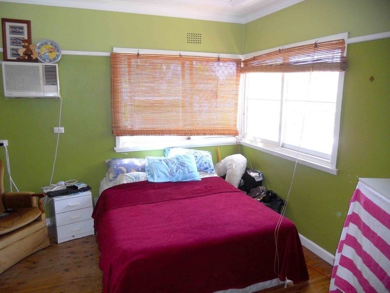 3 Beach Street, Ettalong Beach NSW 2257