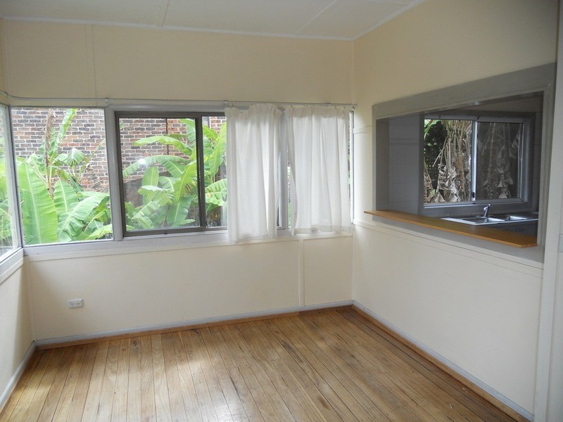 37 Daley Avenue, Daleys Point NSW 2257