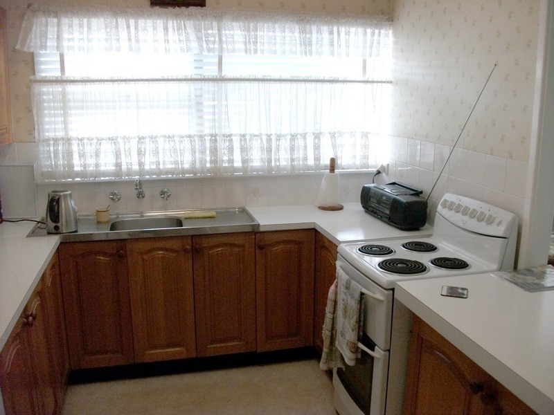 2 Moana Street, Woy Woy NSW 2256