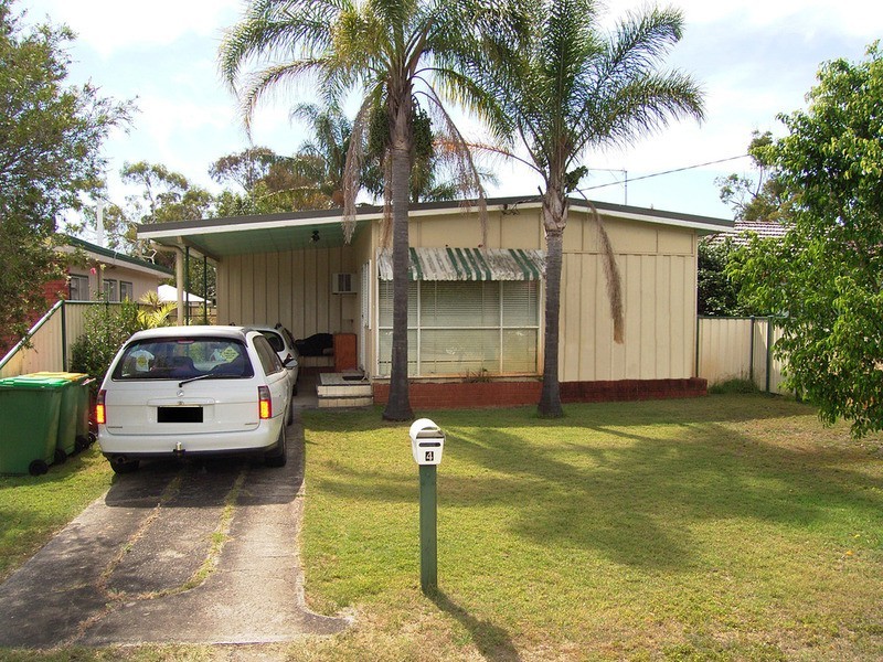 4 Welcome Street, Woy Woy NSW 2256