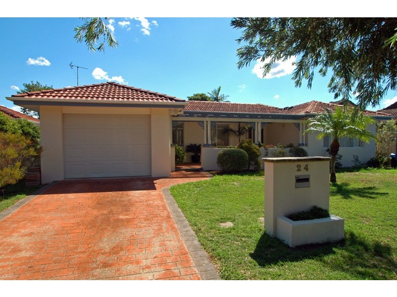24 Nautilus Crescent, St Huberts Island NSW 2257