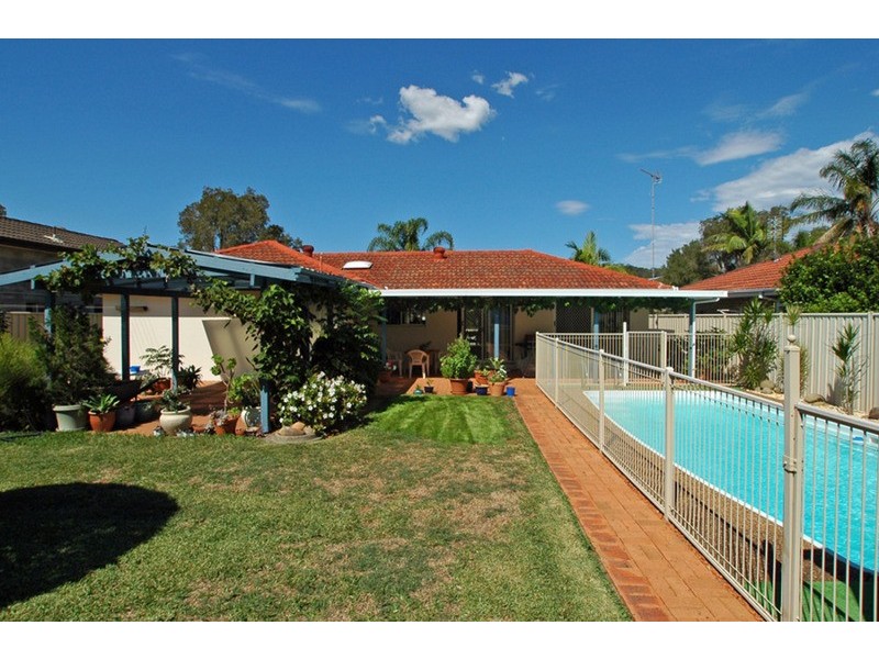 24 Nautilus Crescent, St Huberts Island NSW 2257