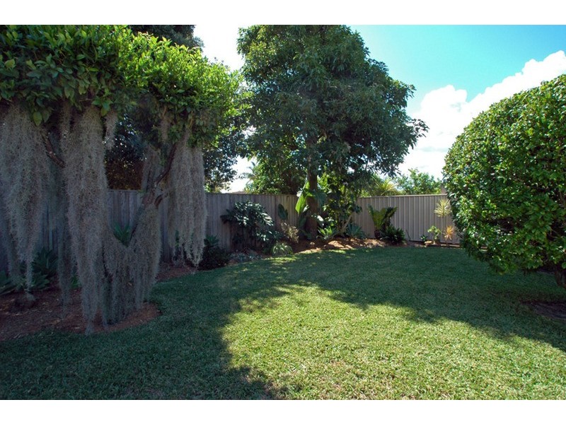 24 Nautilus Crescent, St Huberts Island NSW 2257