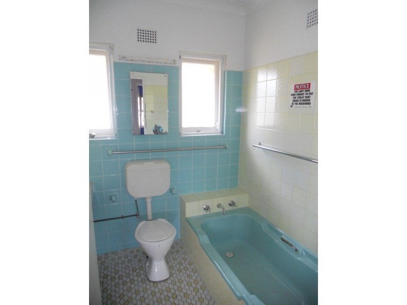 35 Lagoon Street, Ettalong Beach NSW 2257