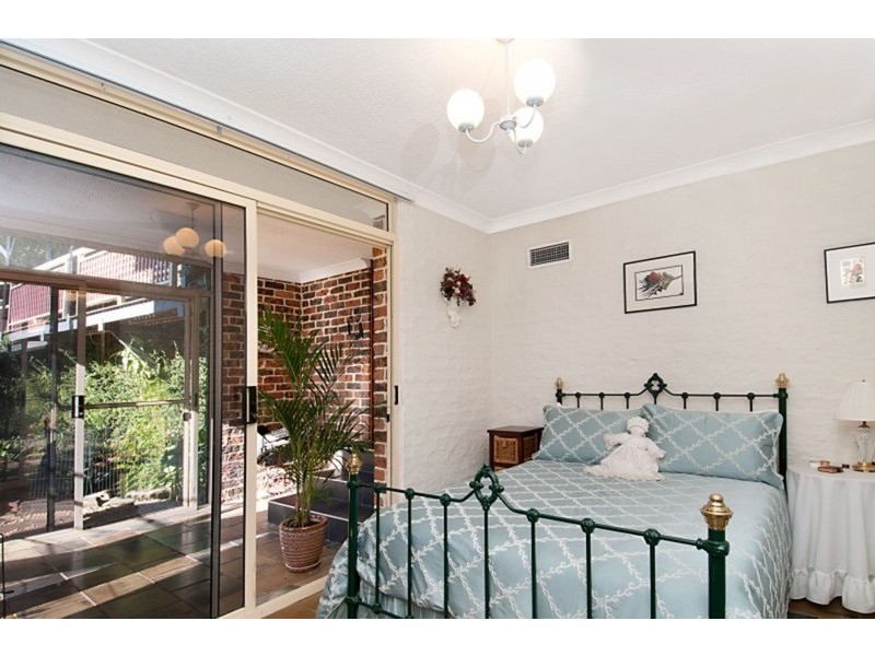 35 Daley Avenue, Daleys Point NSW 2257