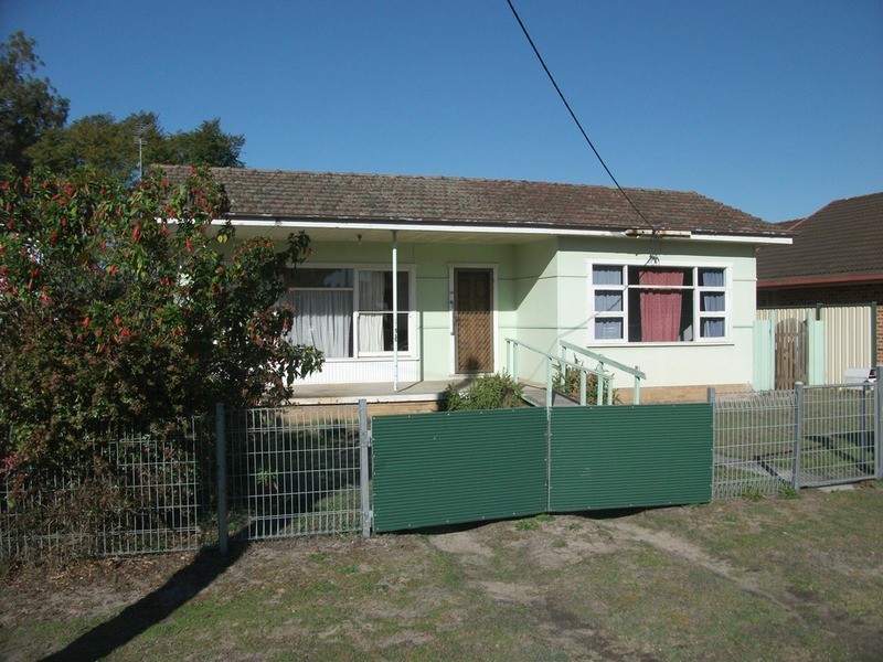 68 Beach Street, Ettalong Beach NSW 2257