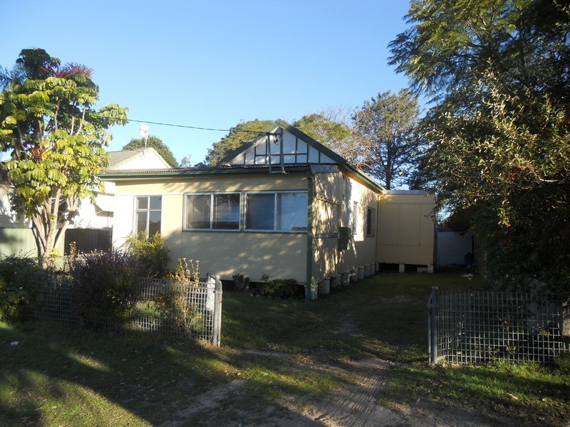 14 Palm Street, Ettalong Beach NSW 2257