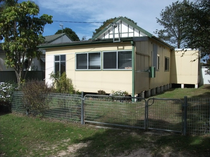 14 Palm Street, Ettalong Beach NSW 2257
