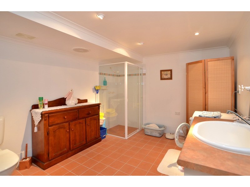 15 Daley Avenue, Daleys Point NSW 2257