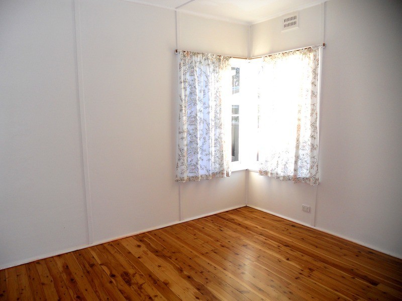 4A Osbourne Avenue, Umina Beach NSW 2257