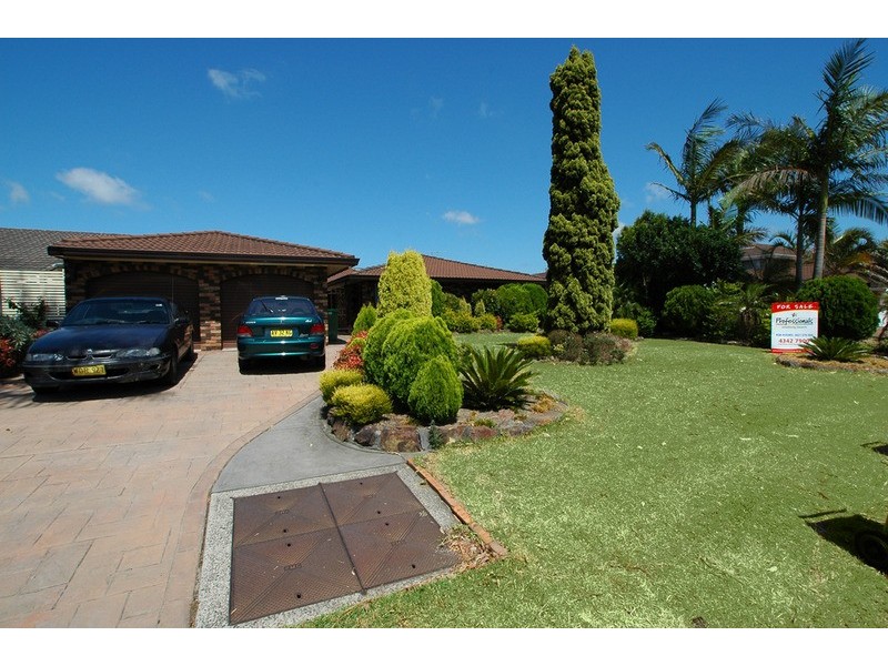 32 Helmsman Boulevard, St Huberts Island NSW 2257