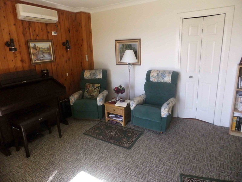 1 Bayview Crescent, Blackwall NSW 2256
