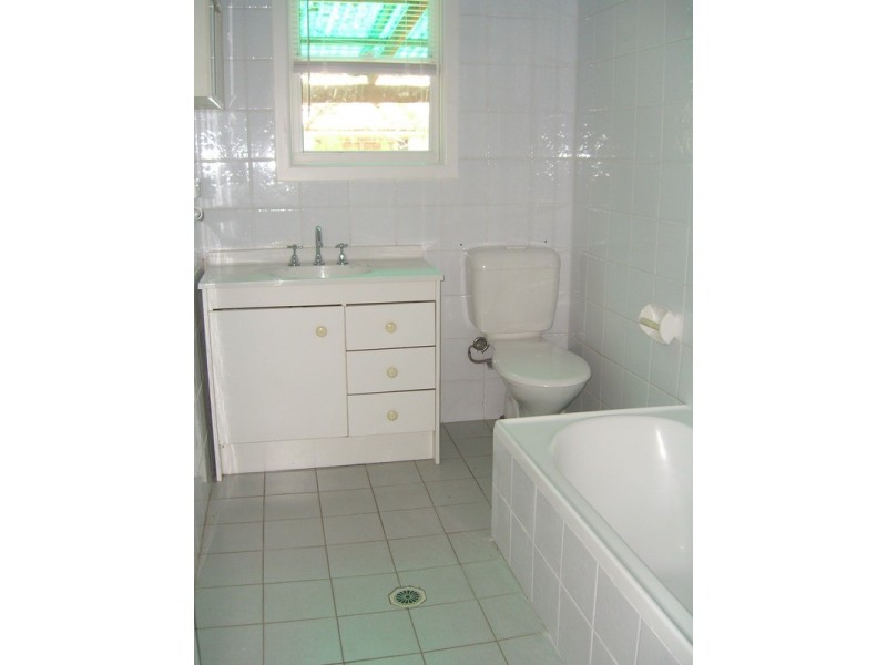 295 Ocean Beach Road, Umina Beach NSW 2257