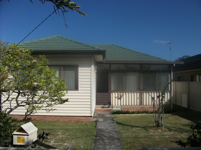 30 Albion Street, Umina Beach NSW 2257