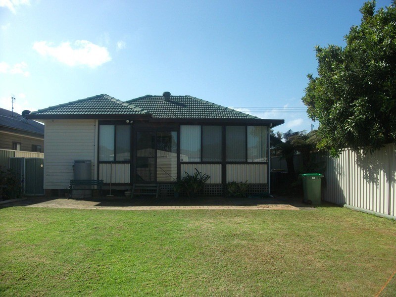 30 Albion Street, Umina Beach NSW 2257