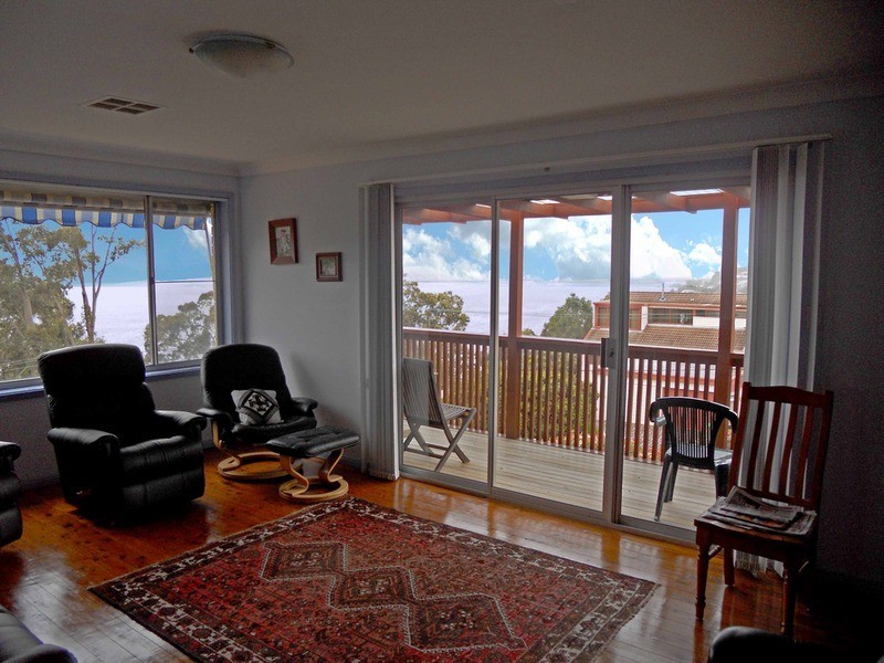 34 Sandstone Crescent, Tascott NSW 2250