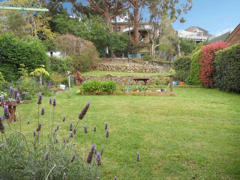 34 Sandstone Crescent, Tascott NSW 2250