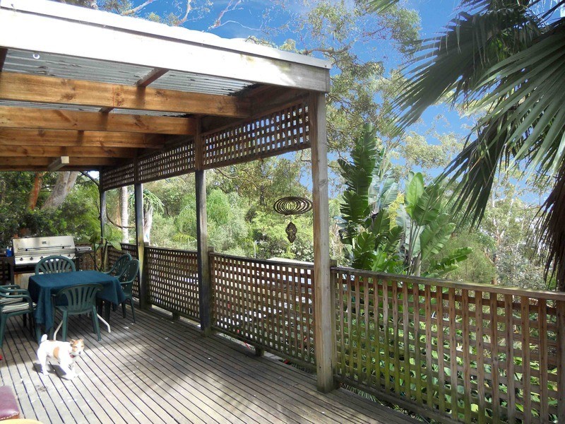 17 Daley Avenue, Daleys Point NSW 2257