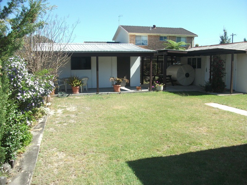 301 Ocean Beach Road, Umina Beach NSW 2257