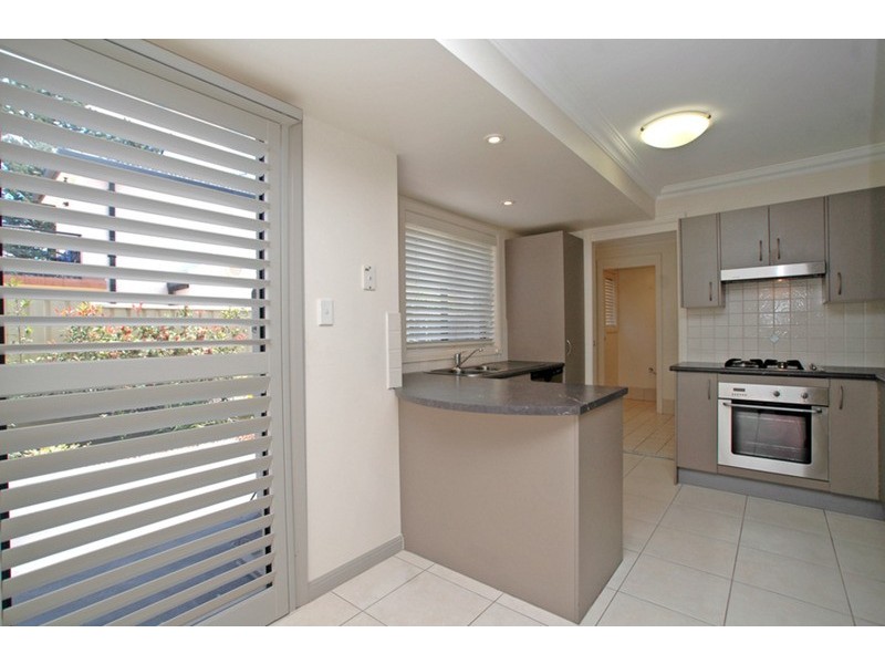 2/156 West Street, Umina Beach NSW 2257