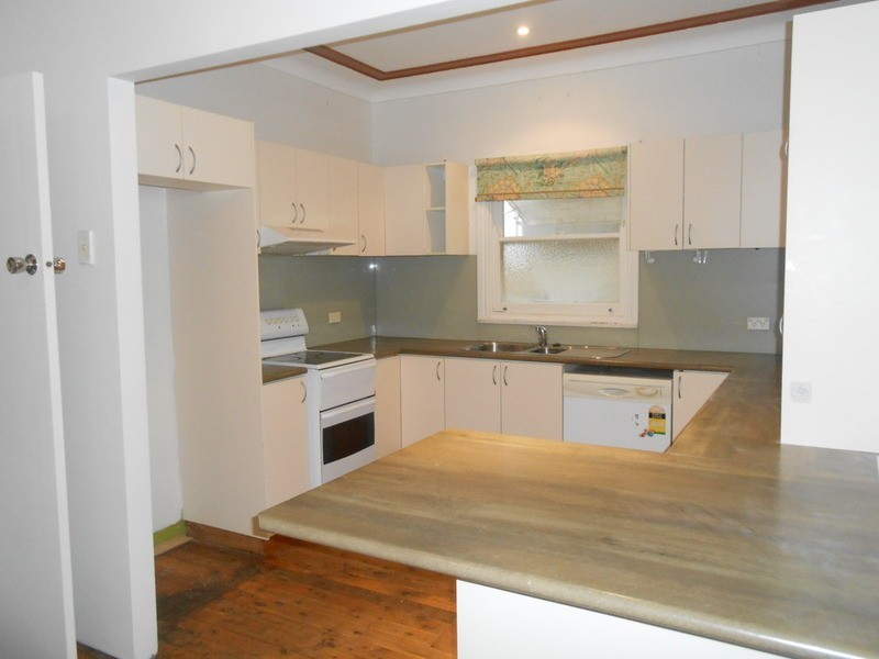 3 Beach Street, Ettalong Beach NSW 2257