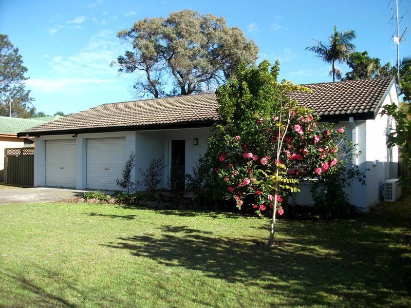 122 Helmsman Boulevard, St Huberts Island NSW 2257