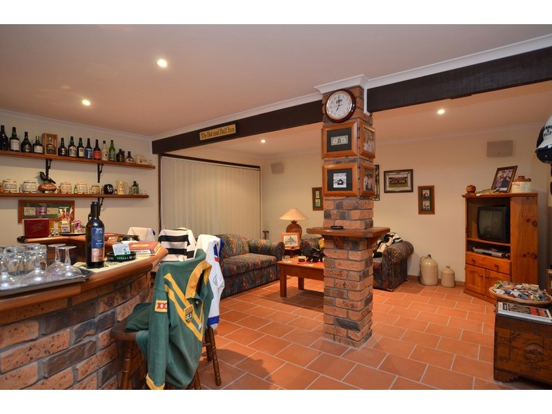 15 Daley Avenue, Daleys Point NSW 2257