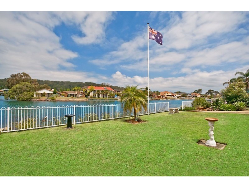 29 Nautilus Crescent, St Huberts Island NSW 2257