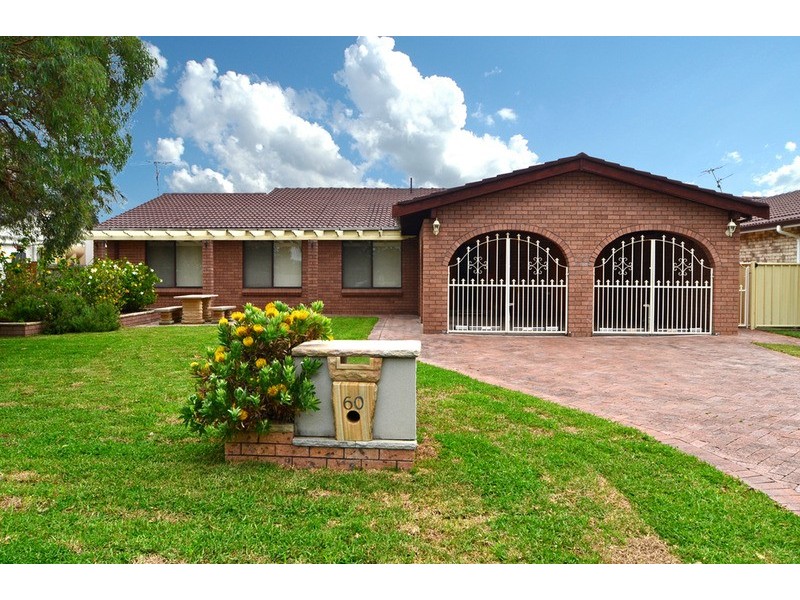 60 Helmsman  Boulevard, St Huberts Island NSW 2257