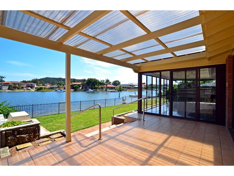 60 Helmsman  Boulevard, St Huberts Island NSW 2257