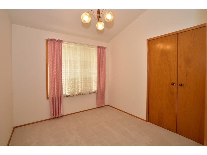 60 Helmsman  Boulevard, St Huberts Island NSW 2257