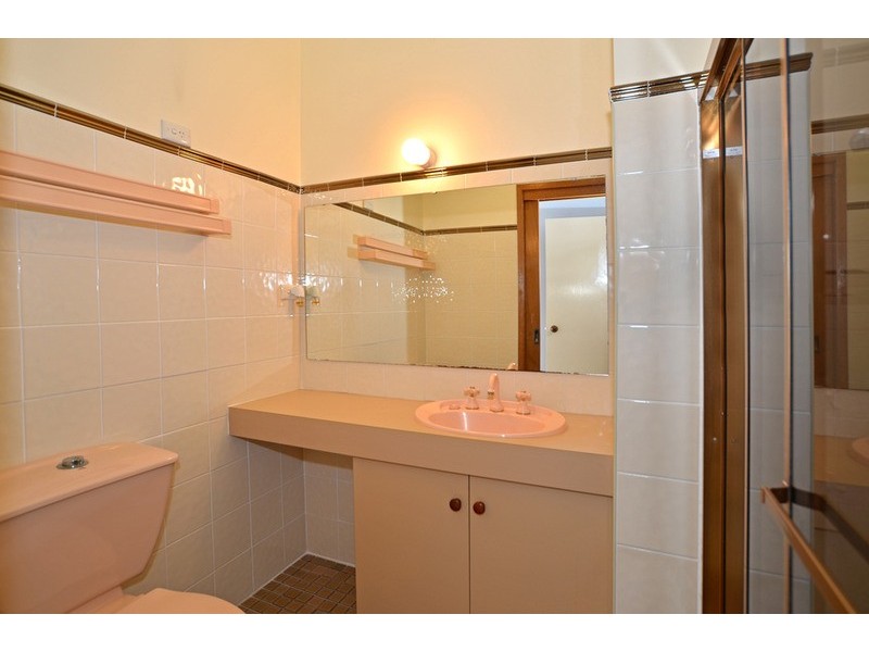 60 Helmsman  Boulevard, St Huberts Island NSW 2257