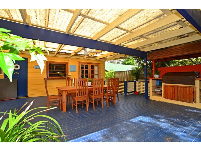 20 Fisher Road, Point Clare NSW 2250