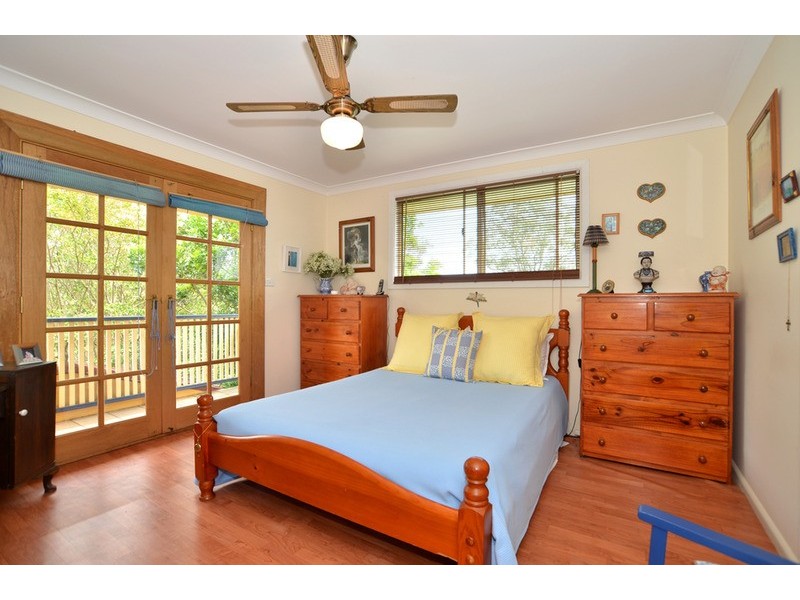 20 Fisher Road, Point Clare NSW 2250