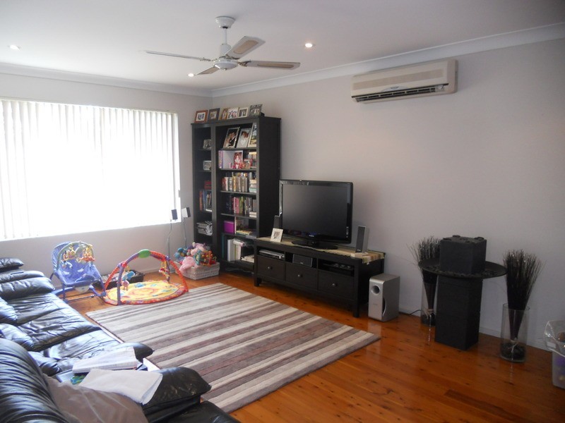 21 Welcome Street, Woy Woy NSW 2256