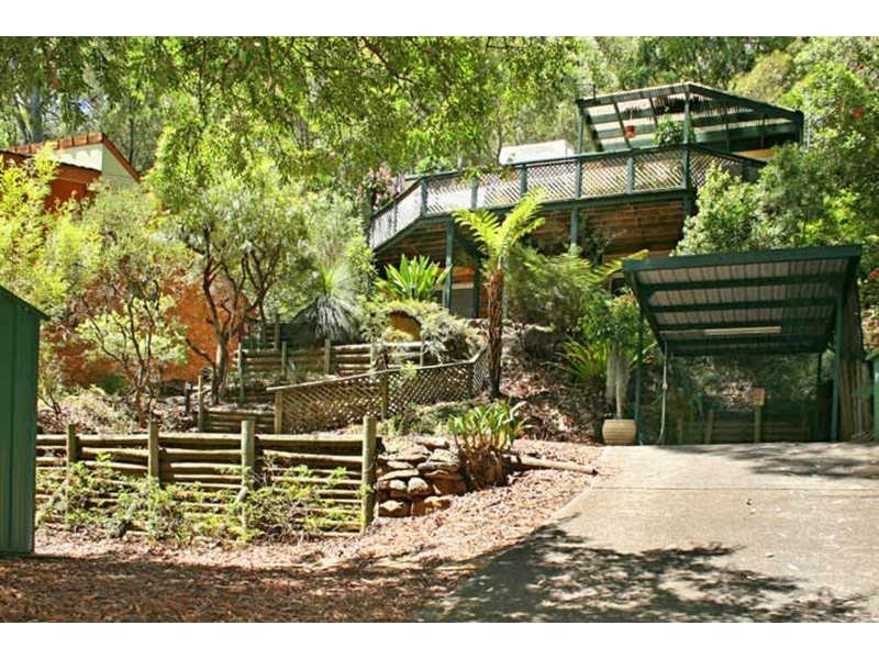 15 Daley Avenue, Daleys Point NSW 2257