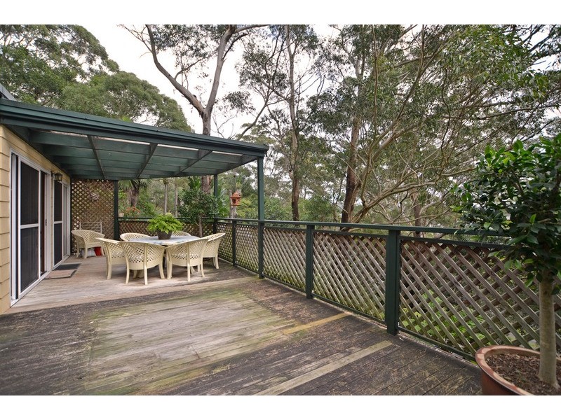 15 Daley Avenue, Daleys Point NSW 2257