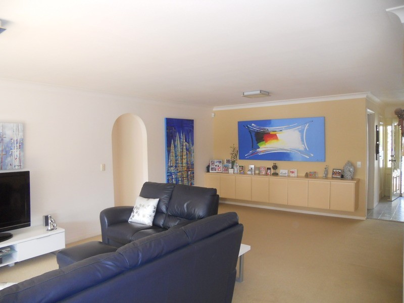 2/31 Empire Bay Drive, Daleys Point NSW 2257