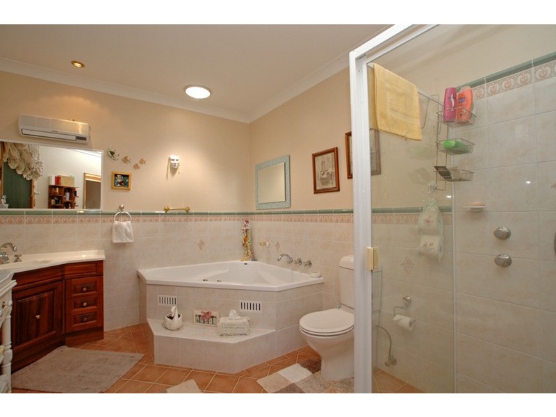 10 Taylor Street, Woy Woy Bay NSW 2256