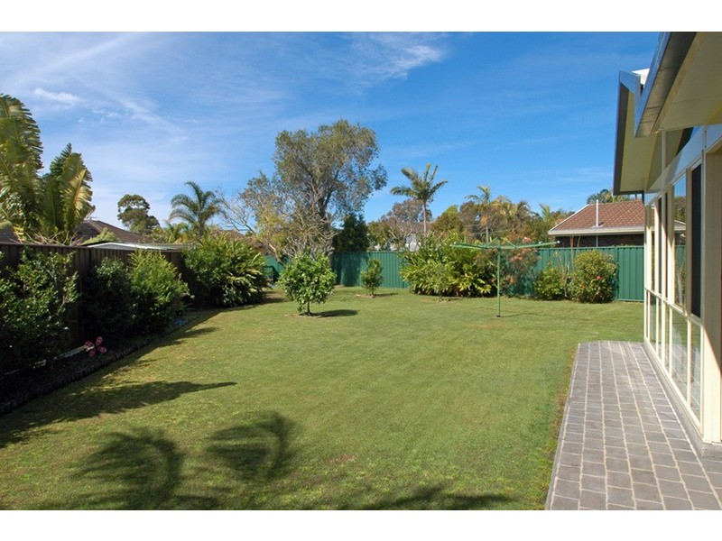 38 Beachfront Parade, St Huberts Island NSW 2257