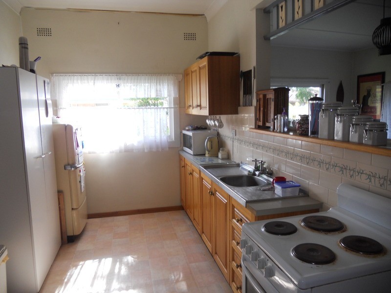 52 Moana Street, Woy Woy NSW 2256