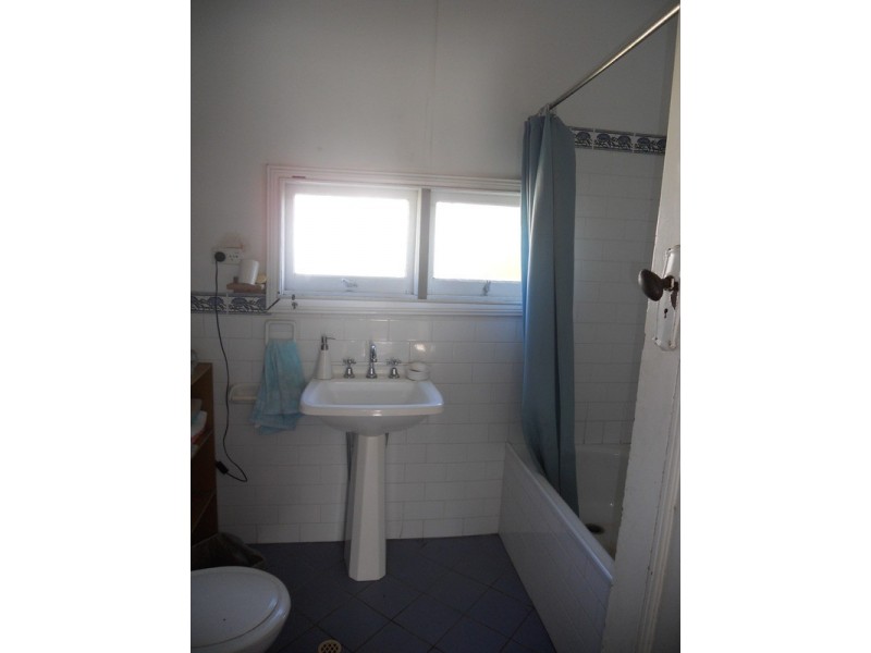 52 Moana Street, Woy Woy NSW 2256