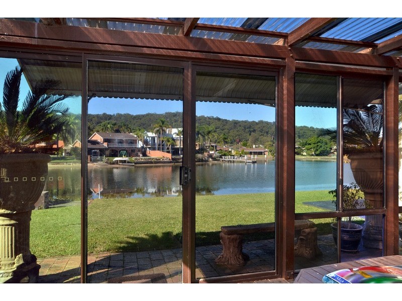 9 Salacia Close, St Huberts Island NSW 2257