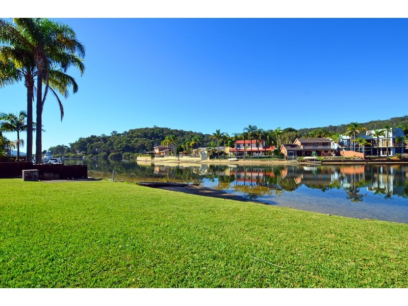 9 Salacia Close, St Huberts Island NSW 2257