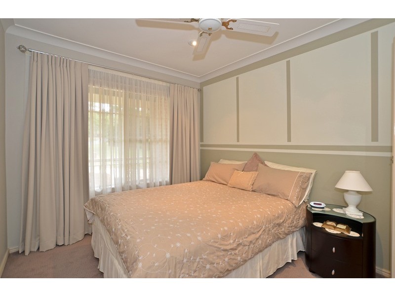 11 Childs Close, Green Point NSW 2251