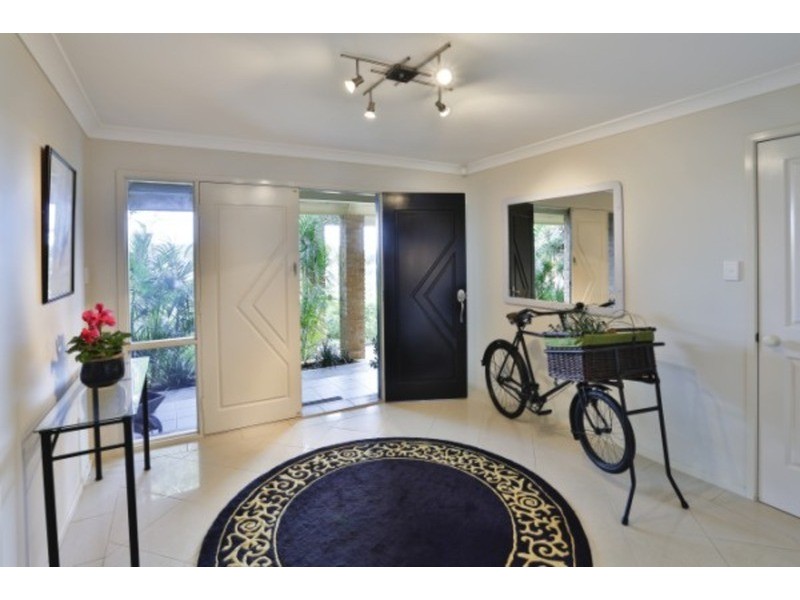 63 Yugari Crescent, Daleys Point NSW 2257